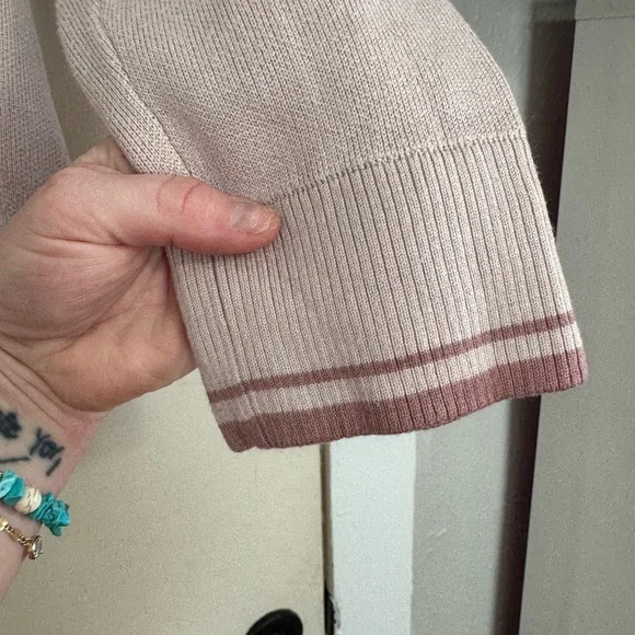 lululemon Soothe Away Soft Pink Hooded Sweater - Picture 4 of 7